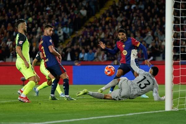 Leo Roman has put in some big performances.