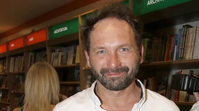 Martin Davídek ze ZOO má dnes narozeniny. Víte, jakou postavu v seriálu ztvárňuje?
