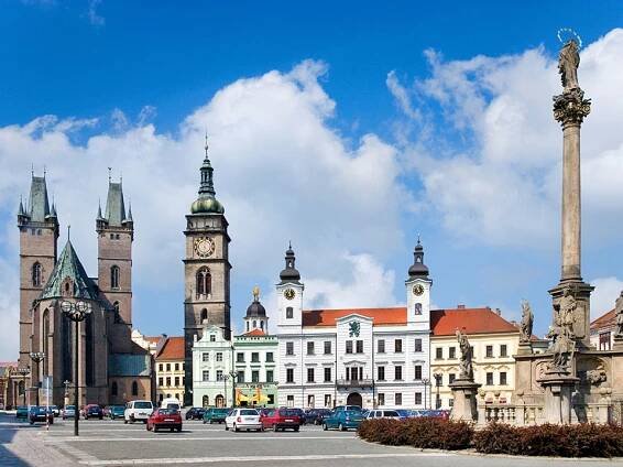Doprava do Hradec Králové – Transfery z/na letiště Praha