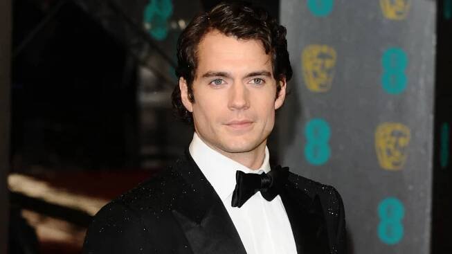 Proč by měl být Henry Cavill nový James Bond