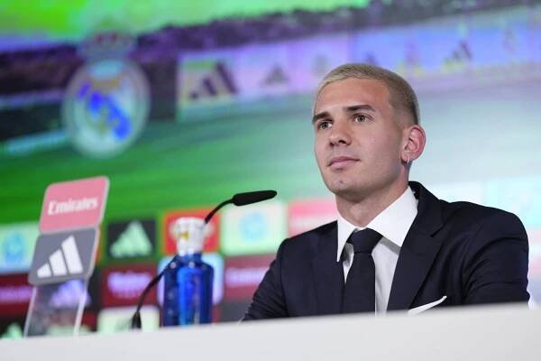Krajší darček k narodeninám si priať nemohol. Argentínsky útočník si splnil svoj futbalový sen