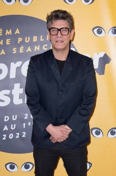 Spevák a herec Marc Lavoine na archívnom zábere.