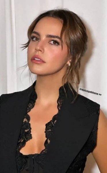 Pin by Myranda Duncan on Make up | Bailee madison, Favorite celebrities, Celebrities