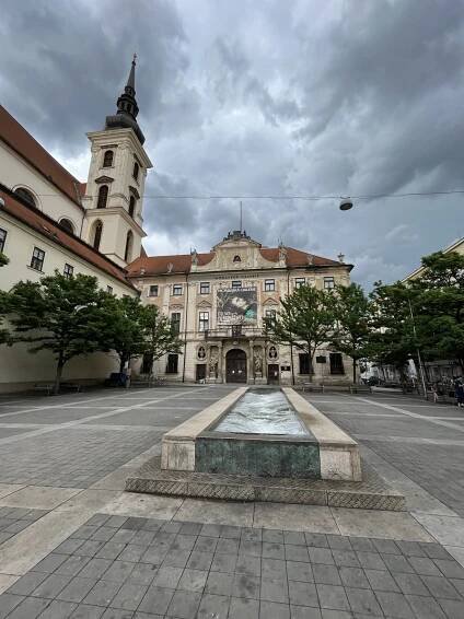 Místodržitelský palác foto 6