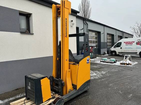 Retrak Jungheinrich 7,7m pouze 6tis Mth - VZV Veselý