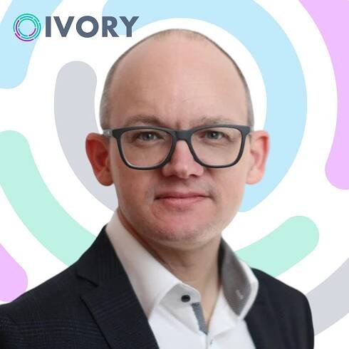 Richard Owen - logo