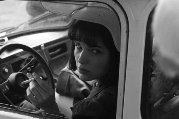 FOTO: Michalina Olszańska ztvárnila ve filmu Olgu Hepnarovou. – stránka 4