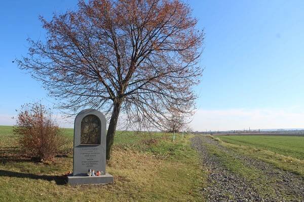 V Milostovicích chtějí opravit střechu kaple, kterou si postavili sami občané