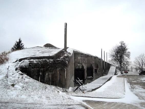 Po těžkém opevnění Náchod-Běloves a Dobrošov | Pevnostní turistika