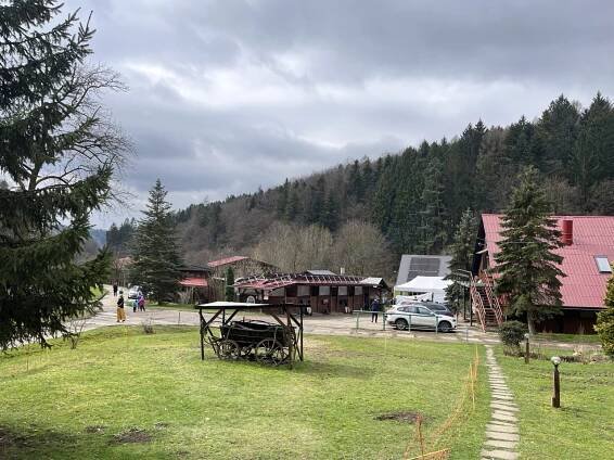 Setkání na novém Ranči Všemina doprovodila atmosféra zabíjačky i probouzejícího se jara - Horní Podřevnicko