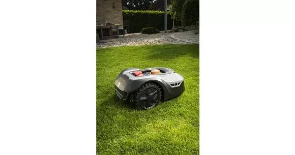 Robotická sekačka RRM 650 APP 600 m2 Riwall s možností ovládání přes WiFi nebo Bluetooth : Sch-eshop.cz