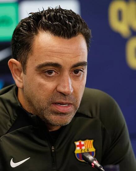 Xavi says Barca project behind decision to stay, not money