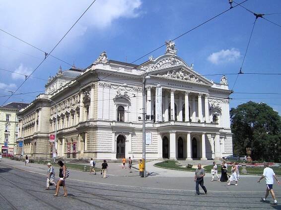 Soubor:Brno, Město Brno, Malinovského náměstí, Mahenovo divadlo.jpg – Wikipedie