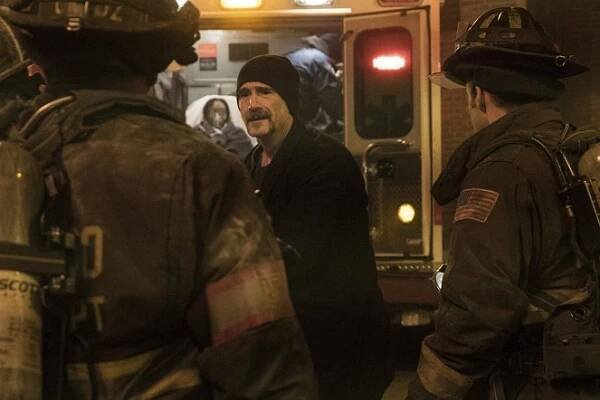 Chicago Fire - Smrtelná past - Z filmu - Elias Koteas