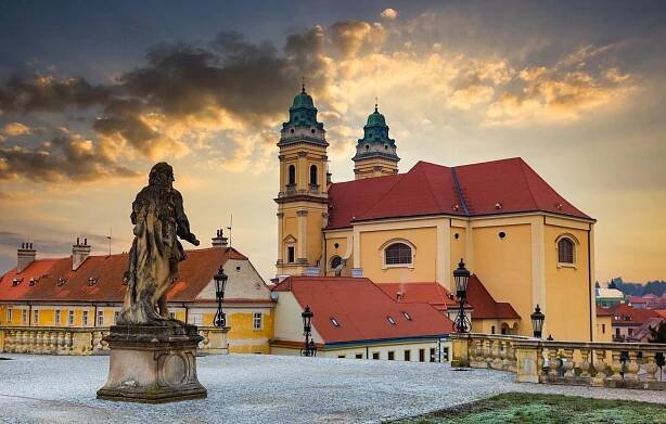 UNESCO Lednicko-valtický areál | Vinařská cestovní agentura Mikulov, jižní Morava
