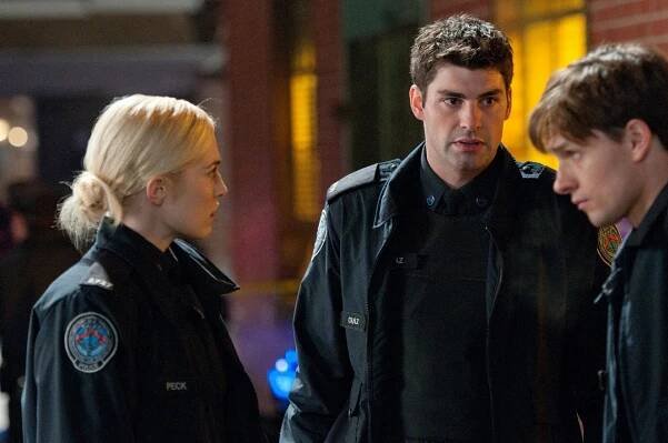 Rookie Blue - Nepotrestaný - Z filmu - Charlotte Sullivan, Travis Milne, Gregory Smith
