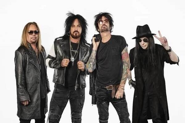 Mötley Crüe a Def Leppard zahrají společně v Praze. Co je u kapel nového?