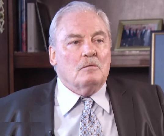 Stacy Keach Biography - Facts, Childhood, Family Life & Achievements