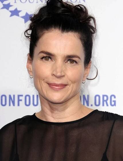 Julia Ormond (91 fotek): nejlepší filmy s herečkou, "Young Catherine"