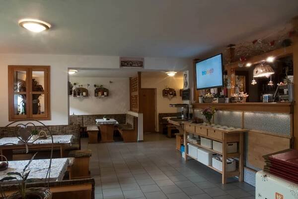 Restaurace
