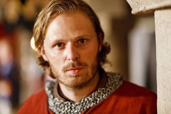 Merlin - Season 2 - Kráska a zvíře (2. část) - Promo - Rupert Young