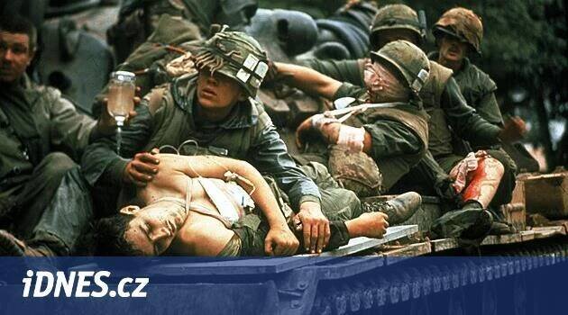 Za fotku z Vietnamu se dočkal slávy. Umírajícímu mariňákovi však ukřivdil
