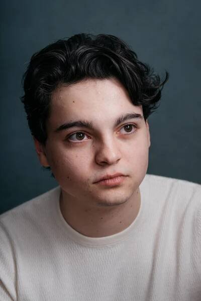 Max Burkholder herec