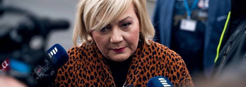 Schillerová nazvala Fialu „parchantem“. Ostré reakce na sebe nenechaly dlouho čekat
