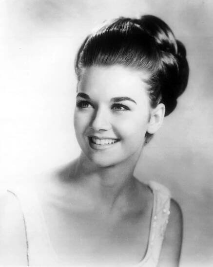 Past Royalty - Miss Mississippi