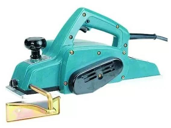Velkoplošný hoblík 900W Makita 1911B