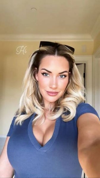 Spiranac looked glowing in her latest revealing outfit for a selfie (pictured)