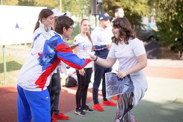 Sportovní den Paralympijské výzvy s Lenkou Matouškovou v Berouně | Olympijský víceboj