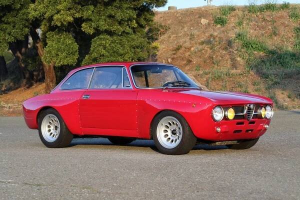 No Reserve: GTAm-Style 1974 Alfa Romeo GT Junior