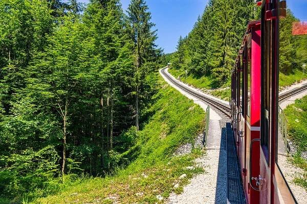 Schafbergbahn COG Railway • Cestovatelský portál Travellect