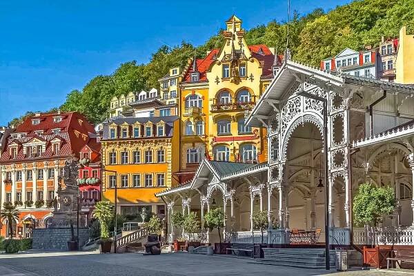 Karlovy Vary, Loket a Bečov nad Teplou