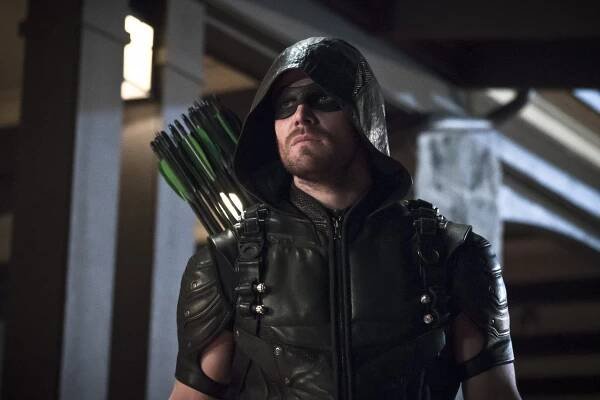 Arrow - Krvavé dluhy - Z filmu - Stephen Amell