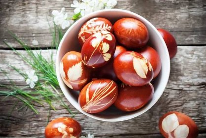 Netradiční zdobení vajíček aneb udělejte si hezké Velikonoce i bez koledníků