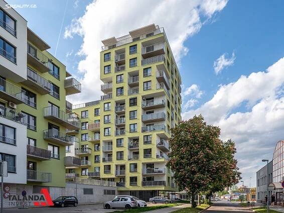 Pronájem bytu 1+kk 53 m², Na Spravedlnosti, Pardubice - Zelené Předměstí