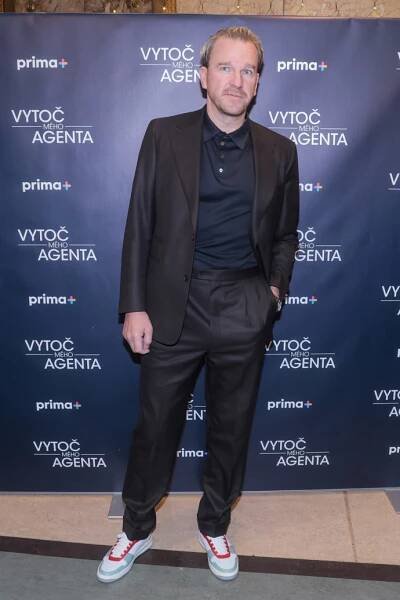 FOTO: Herec Stanislav Majer na premiéře nemohl chybět. – stránka 60