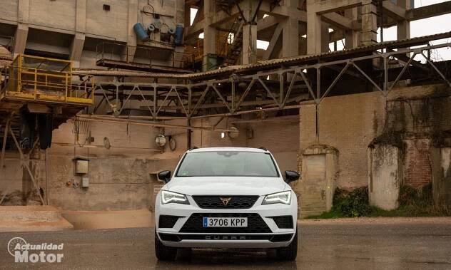 Test Cupra Ateca 2.0 TSI 300 CV 4drive DSG (s videem)