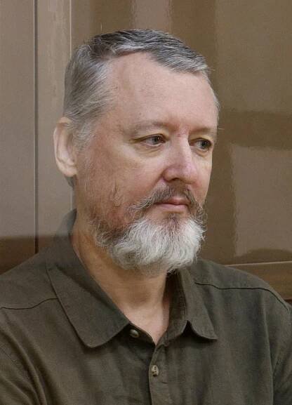 Putinův kritik Girkin zůstane za mřížemi. Podmíněné propuštění mu zhatily i prohřešky