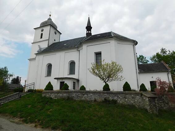 Fotografie - Charváty, kostel - 02.05.2019