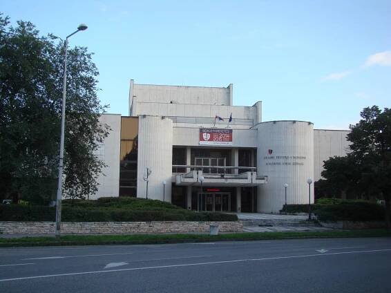 Theatre database / Divadelná architektúra v stredoeurópskom priestore