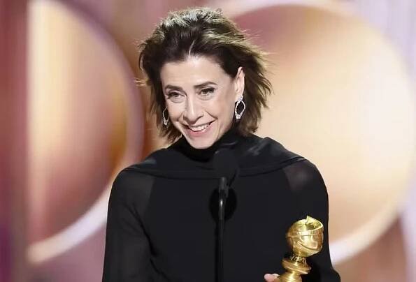 Em Hollywood, Fernanda Torres faz história ao vencer o Globo de Ouro como Melhor Atriz - Tudo para Brasileiros