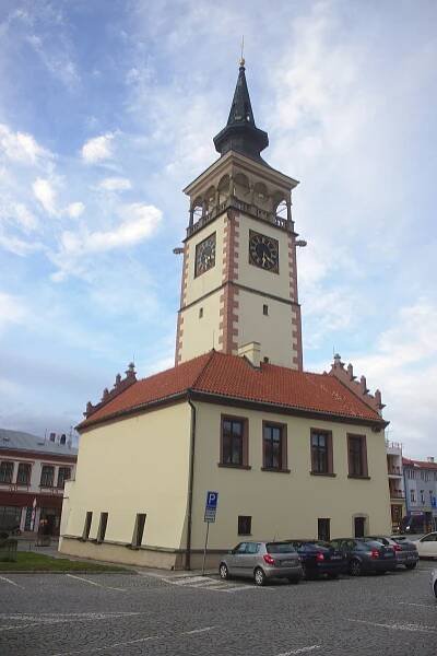 Radnice v Dobrušce – Wikipedie