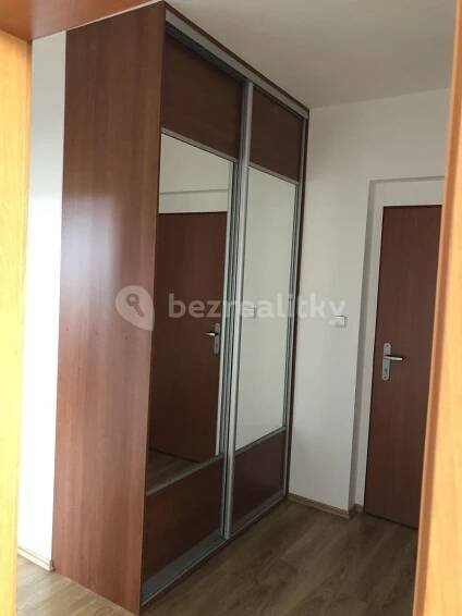 Pronájem bytu 2+kk 60 m², K Pazderně, Benešov, Středočeský kraj