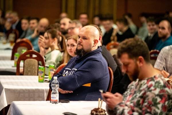 Rakušan v Havířově zakončil své turné debat, ty teď převezmou Nerudová a Farský
