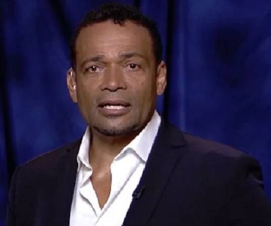 Mario Van Peebles Biography - Facts, Childhood, Family Life & Achievements