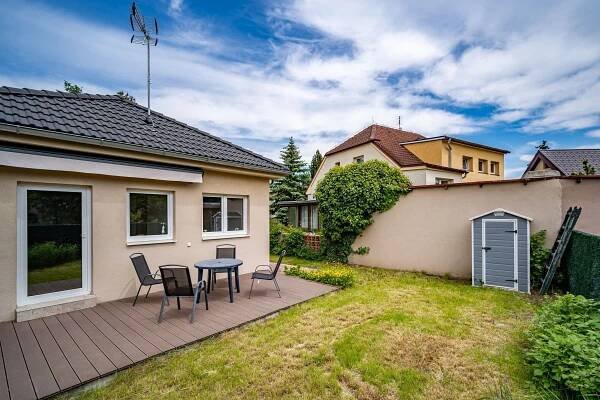 Pronájem Dům, 9. května, Praha 9 - Hostavice