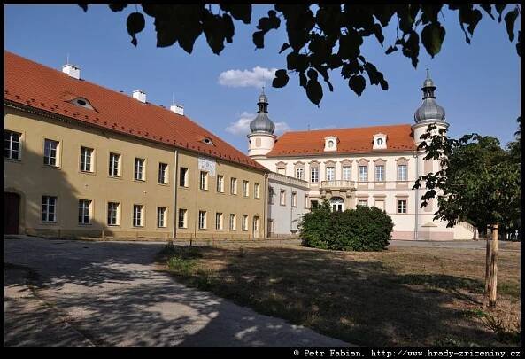 Krásné Březno – fotografie / hrady-zriceniny.cz